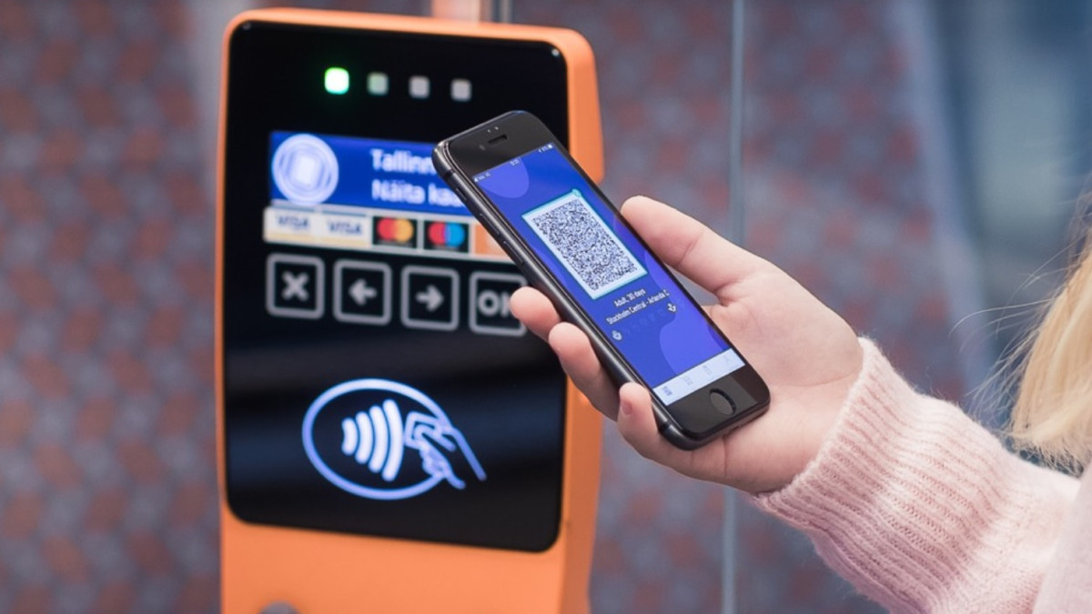 Ridango's devices will appear on the buses in February.