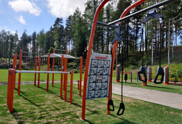 Ukonniemi outdoor sports park's gym equipment.