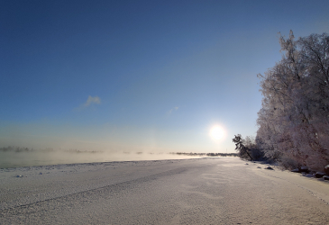 A winter picture from Vuoks. Sun shines.